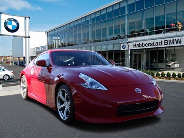 Nissan : 370Z NISMO NISMO Manual Coupe 3.7L CD SOLID RED ONLY 6K MILES. KENWOOD NAV.