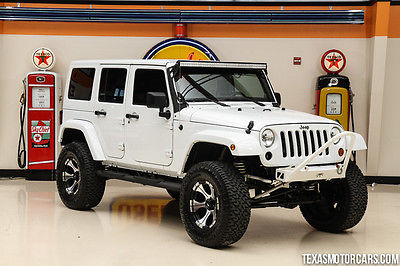 Jeep : Wrangler Sahara 2012 jeep wrangler sahara lifted brand new tires very clean we finance 2.99