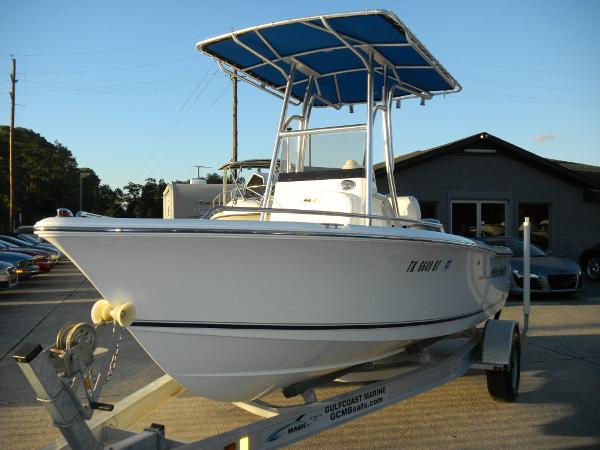 2012 Sea Hunt Triton 177 (ONLY 21 HOURS)