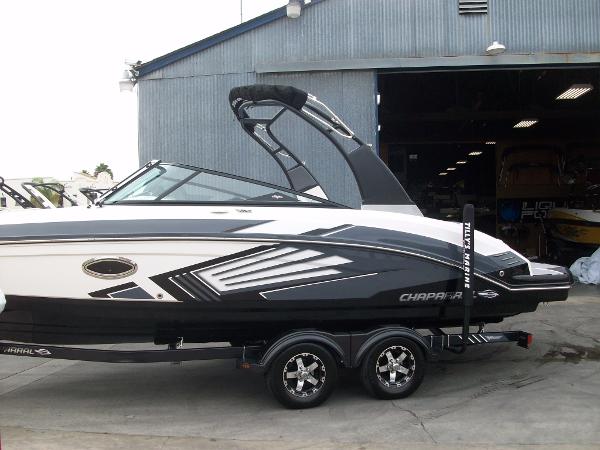 2016 Chaparral 243 Vortex VRX