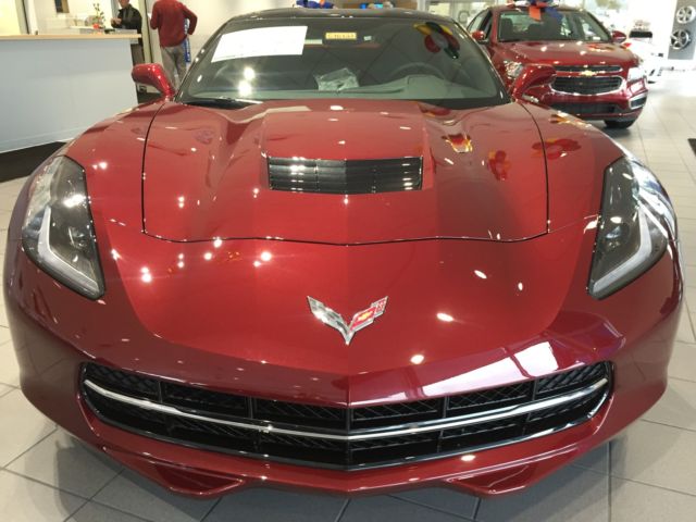 Chevrolet : Corvette 1LT 2016 corvette stingray 1 lt long beach red