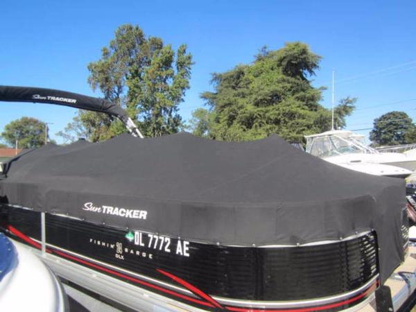 2013 Sun Tracker Fishin' Barge 24 DLX