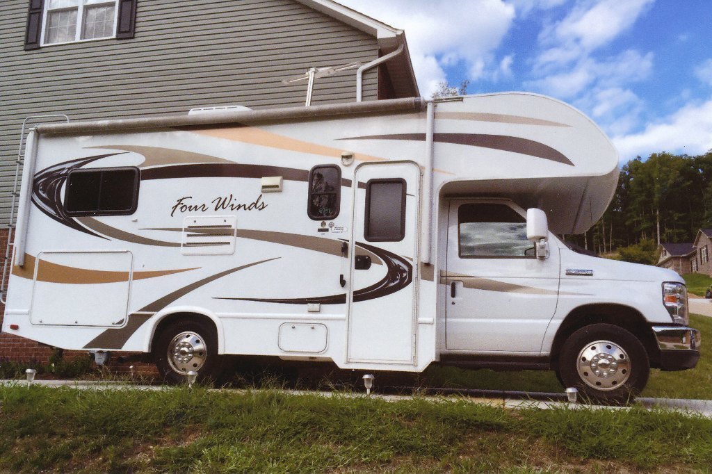 2014 Thor Motor Coach Chateau