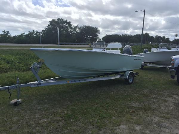 2016 Sportsman 19 Island Reef