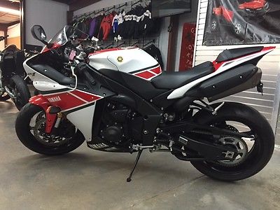 Yamaha : YZF-R 2012 yamaha yzfr 1 r 1 yzf 50 th moto gp low miles