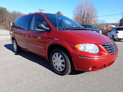 Chrysler : Town & Country Limited 2005 chrysler town country limited low miles loaded