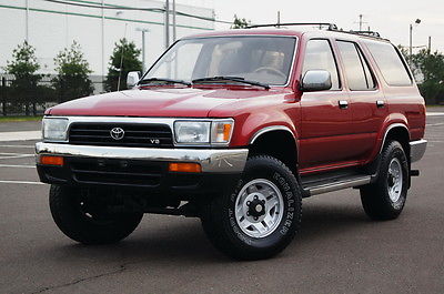 Toyota : 4Runner 4dr 3.0L V6 4 x 4 sr 5 serviced 4 wd runs drives great low mileage extra clean