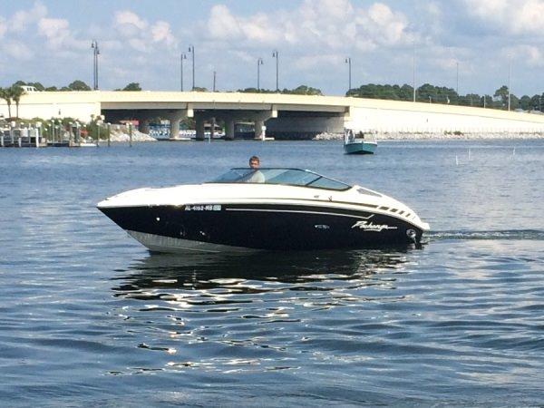 2010 Sea Ray 22 Pachanga