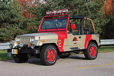 Jeep : Wrangler Sahara 1994 jeep wrangler sahara jurassic park replica 12 very accurate