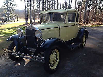 Ford : Model A Yellow and Black 1930 ford model a all original older restoration