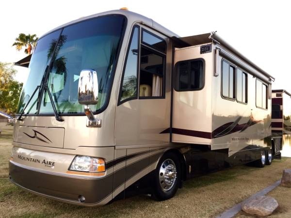 2004 Newmar Dutch Star 4015