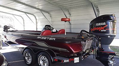 2007 Skeeter ZX225 Bass Boat - 