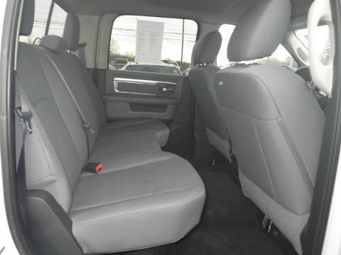 2015 RAM 2500 4 DOOR CREW CAB SHORT BED TRUCK