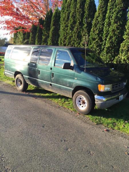 2001 Ford E350 econoline 1 ton 15 passenger van