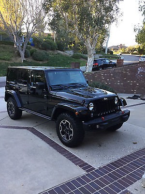 Jeep : Wrangler Hard Rock Jeep Wrangler Rubicon Hard Rock Black with red logo and tow hooks