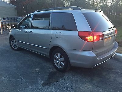 Toyota : Sienna LE Mini Passenger Van 4-Door 2005 toyota sienna le van super well maintained 1 owner priced to sell clean