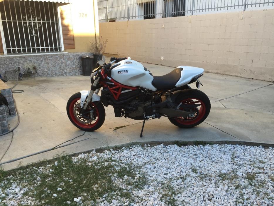 2015 Ducati Monster 900