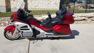 Honda : Gold Wing One Owner 2012 Candy Red/Silver Level I Audio/Comfort Gold Wing