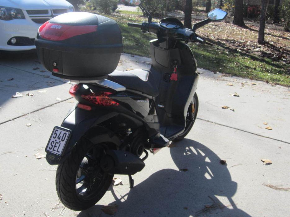 2012 Aprilia Sportcity 50