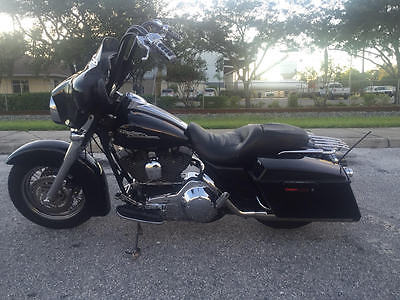 Harley-Davidson : Other 2006 harley davidson street glide with lots of extras