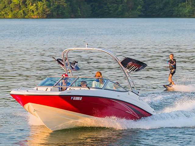 2016 YAMAHA BOATS 19 FT AR190