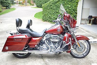 Harley-Davidson : Touring 2013 harley davidson cvo road king