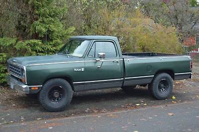 Dodge : Ram 2500 D250 Custom 1982 dodge ram d 250 custom la 318 5.2 l v 8 rwd auto 2 bbl holley daytona wheel a c