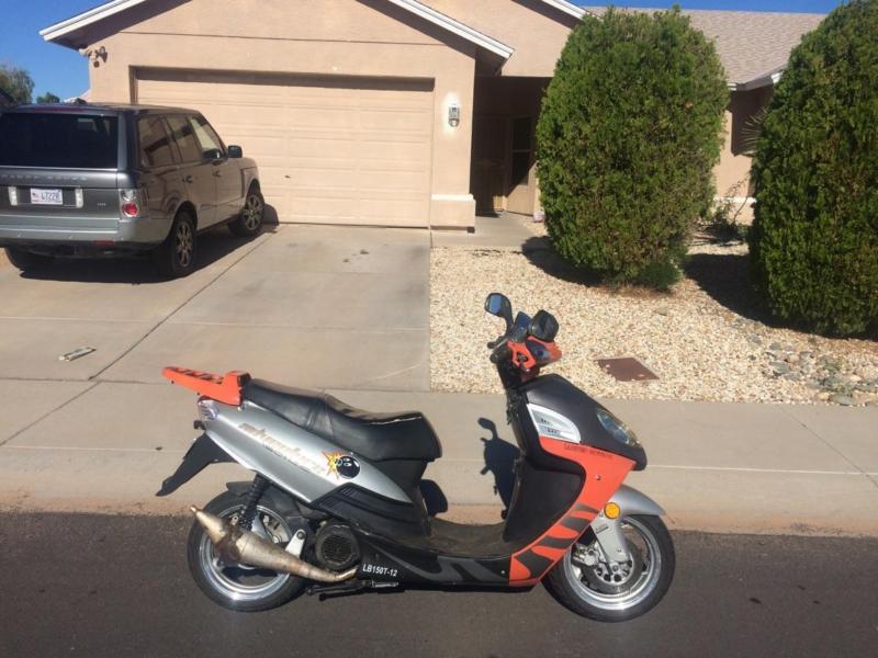 150 CC Scooter