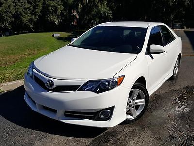 Toyota : Camry Sport SE Low-Mileage, Non-Smoker, Back Up Camera, Bluetooth, Paddle shifters, Very Clean