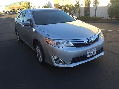 Toyota : Camry XLE Clean title! Warranty! Fully Loaded! Navigation! Back-up Camera! Leather!