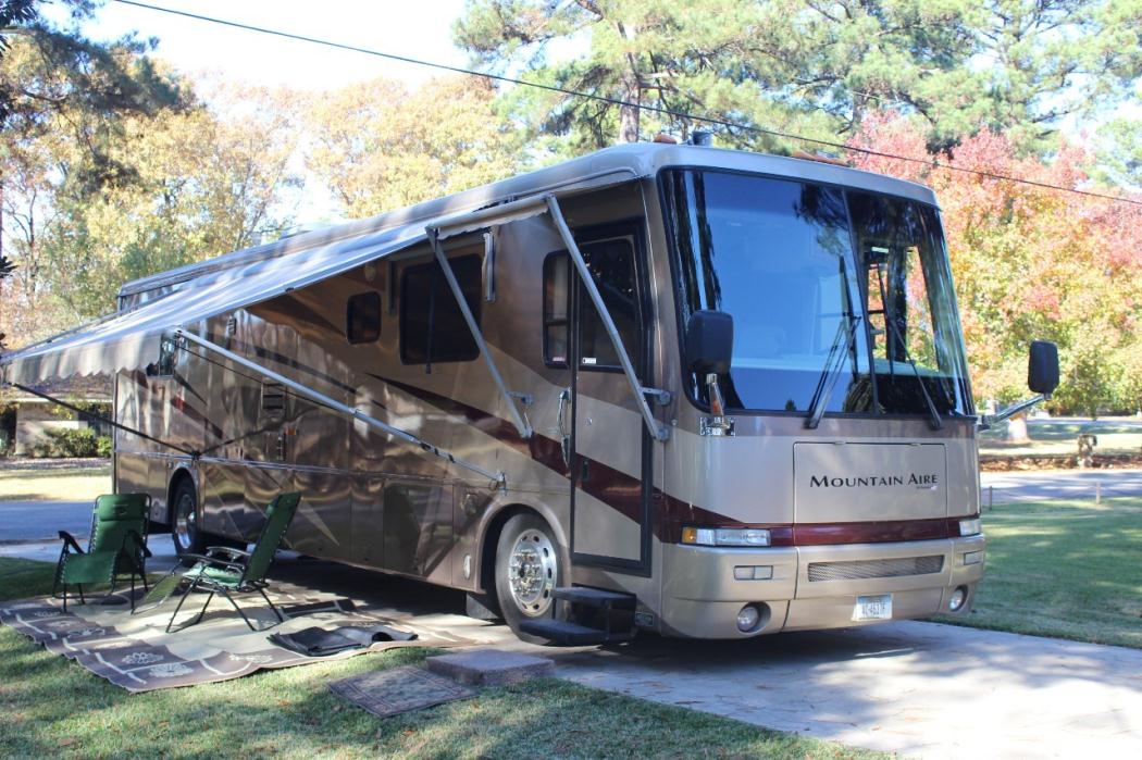 2002 Newmar Mountain Aire 4093