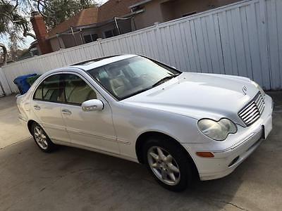 Mercedes-Benz : C-Class 2001 c 240 mercedes benez for sale