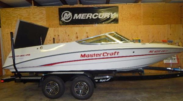 1995 Mastercraft Maristar 200 VRS