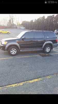 Toyota : Sequoia SR5 V8 2002 toyota sequoia sr 5 with hd radio and navigation ready