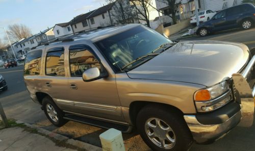 GMC : Yukon SLT gmc yukon LOW MILES!!