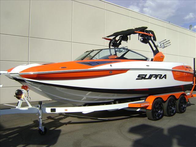 2016 Supra Wakeboard Boat SE 450-550