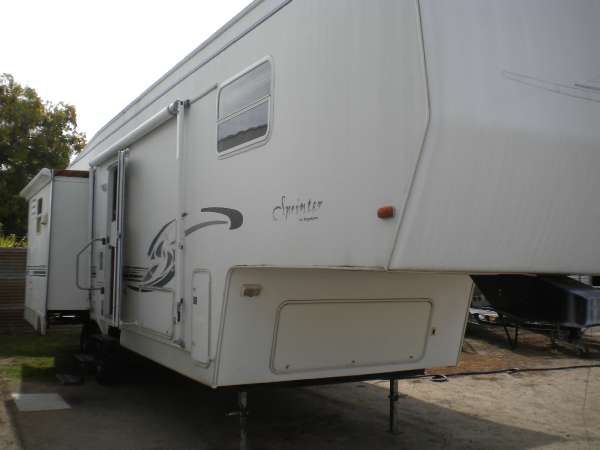 2012 Keystone Hideout 25 RKS