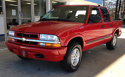 Chevrolet : S-10 CREW CAB 4WD 2004 chevy s 10 truck chevrolet crew cab 4 wd one owner
