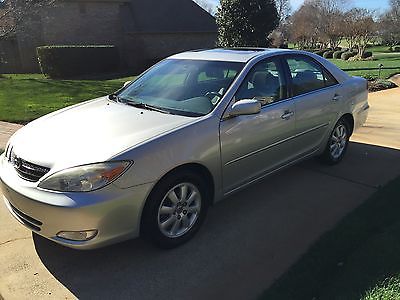 Toyota : Camry XLE 2004 toyota camry 4 door xle v 6 sedan very good condition one non smoking owner