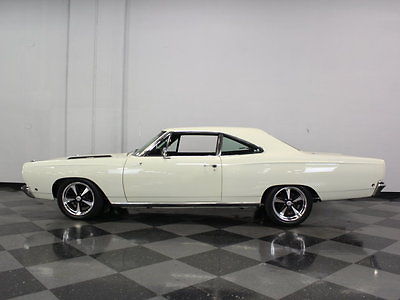 Plymouth : Road Runner FULLY RESTORED, ONLY 800 MILES ON RESTO, VERY HIGH OPTIONED CAR, PERIOD 383