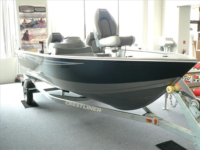 2016 Crestliner Deep V fish 1650 Discovery