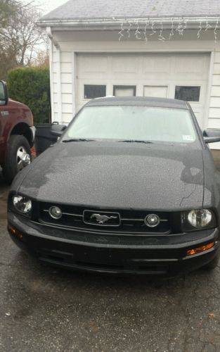 Ford : Mustang 2006 ford mustang 6 cyl fully loaded