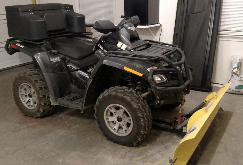 2009 Can Am Outlander 800 XT with 60