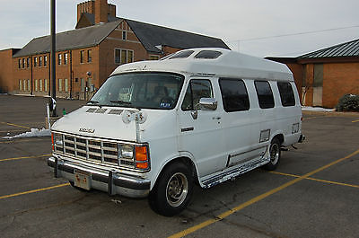 1993 Roadtrek Dodge Ram B350 Conversion Camper