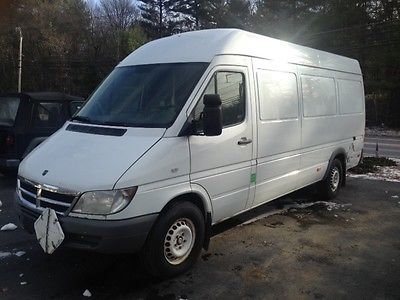 Dodge : Sprinter 2500 158