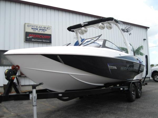 2015 Malibu 23 LSV WAKESETTER