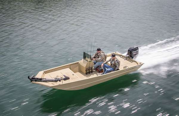 2016 Crestliner 1860 Retriever CC