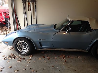 Chevrolet : Corvette convertible 1975 corvette convertible all options hardtop