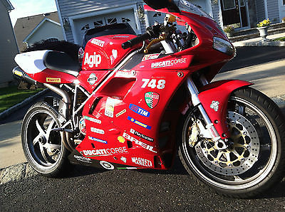 Ducati : Superbike Ducati 748 Biposto