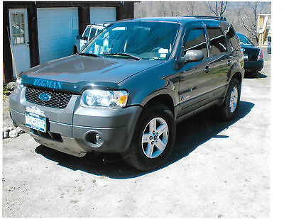 Ford : Escape Hybrid Sport Utility 4-Door 2005 awd escape hybrid vg condition leather machone 6 cd radio side air bags